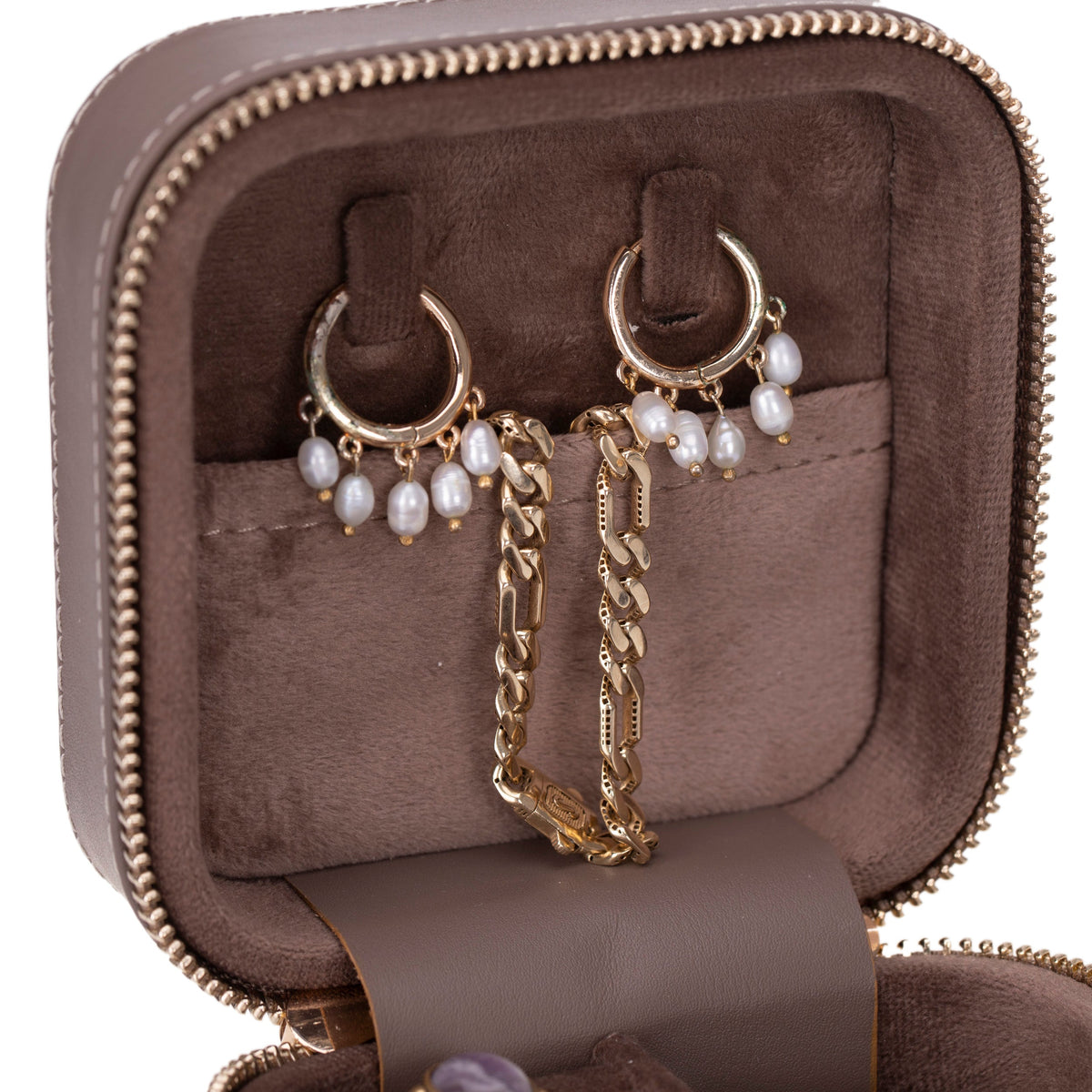 The Leather Jewelry Case