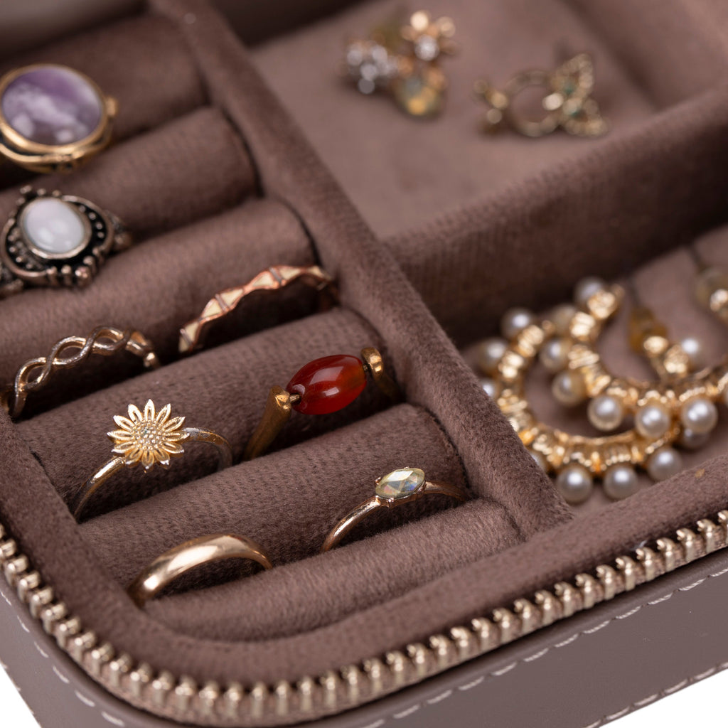 The Leather Jewelry Case